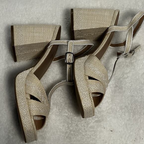 Wild pair Harperr White Linen Strap Sandals Cork Heel 8.5 NEW - Picture 7 of 15